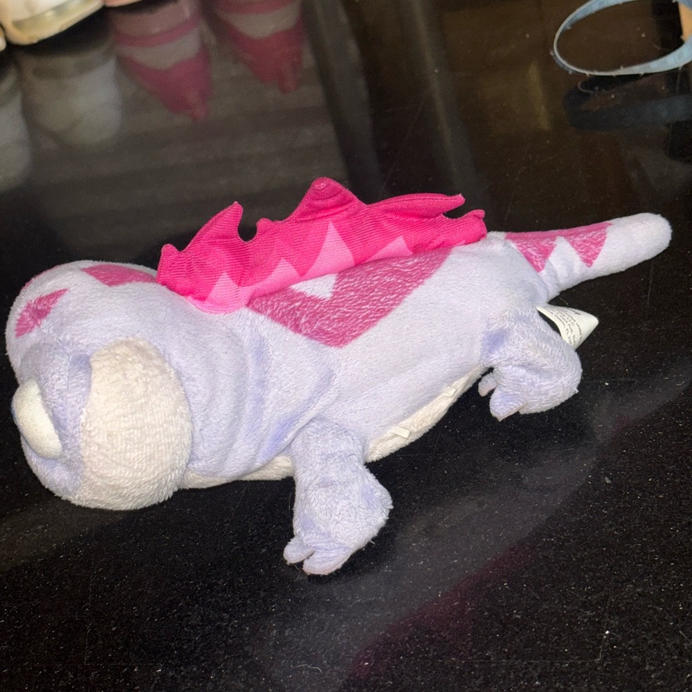 Disney Frozen 2 Walk & Glow Bruni The Salamander plush toy - Picture 3 of 6